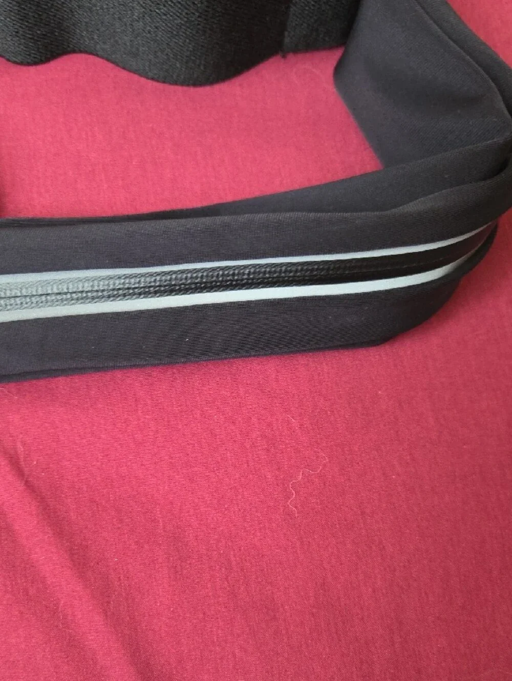 MoKo Black Reflective Running Belt with Zip Pocket and Adjustable Strap